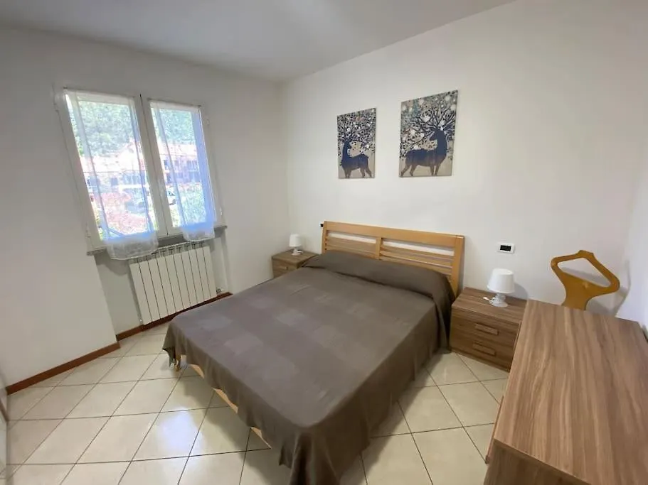 Da Patrizia Andora Fraz Molino Nuovo Διαμέρισμα 0*,  Ιταλία